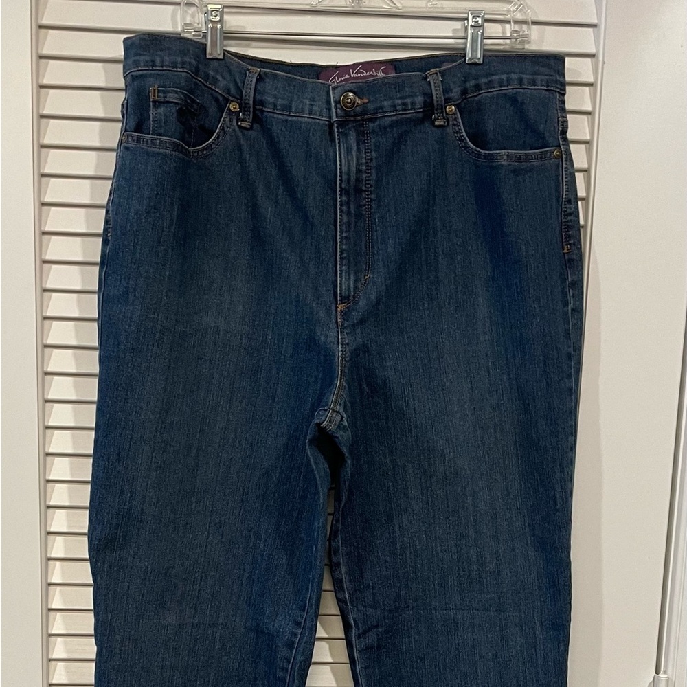 Size 18 Tall Gloria Vanderbilt Blue Straight Leg Jeans Classic Style